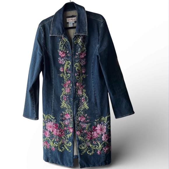 A.M.I. Jackets & Blazers - A.M.I Vintage Boho Style Denim Jacket w/Embellishment Pink Green Flowers XL EUC